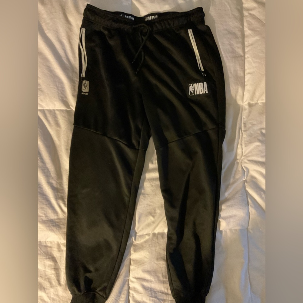 Men’s joggers large